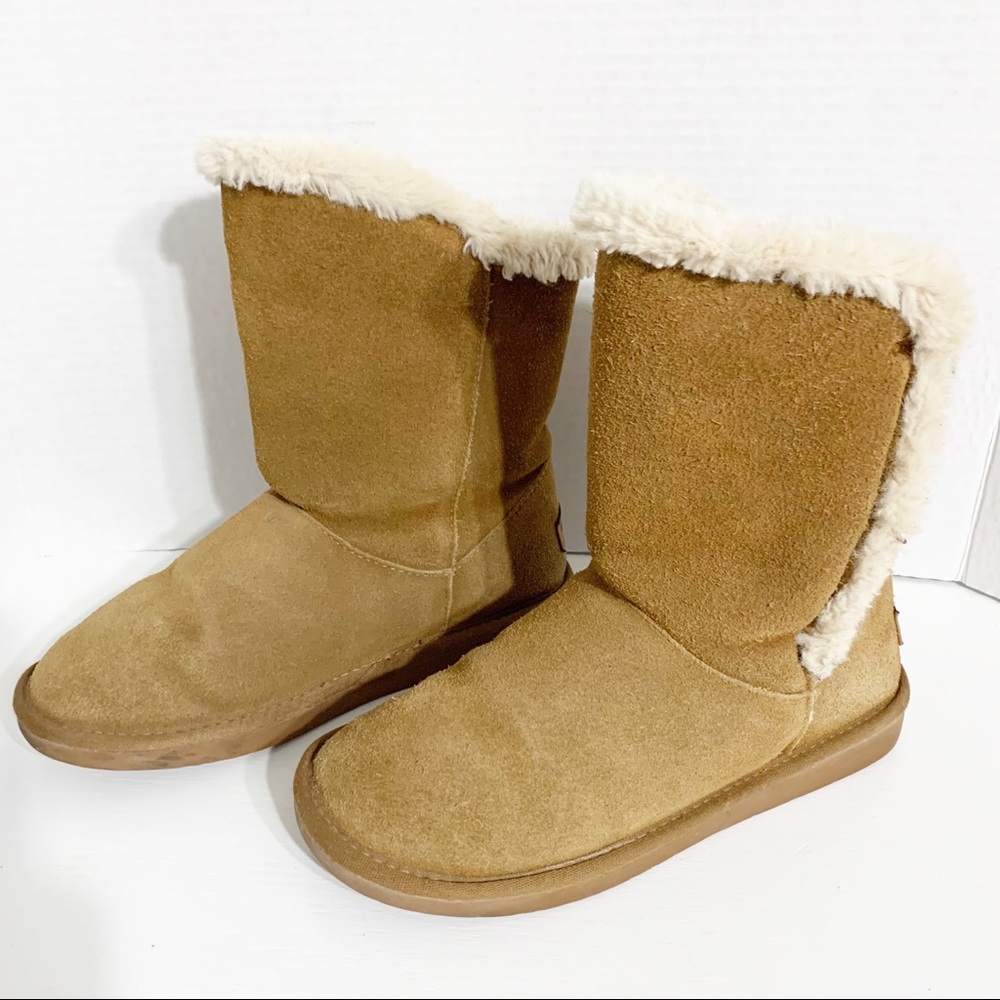 Minnetonka Suede Faux Fur Lined Boots Style 85711 Tan Cream Slip-On Size 6